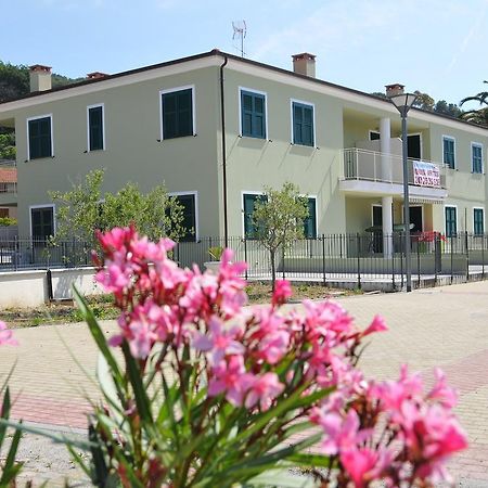 Villaggio La Piana チェルヴォ エクステリア 写真